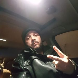 Meet your Posher, Ben sab